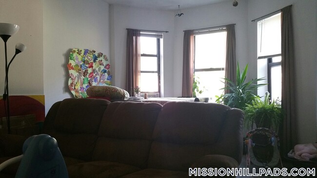 Building Photo - 63 S Huntington Ave