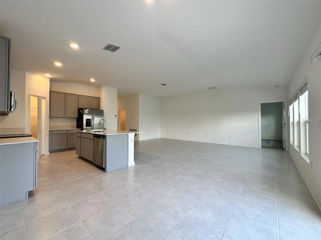 Building Photo - 1529 Cumberland Ave