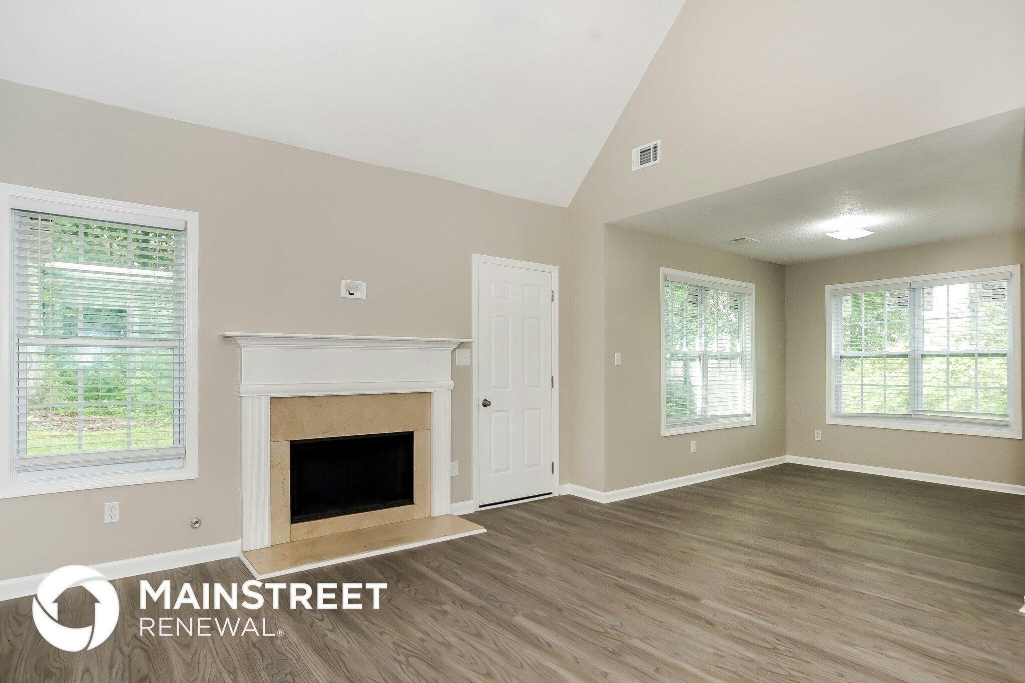 Building Photo - 4249 Gracewood Park Dr