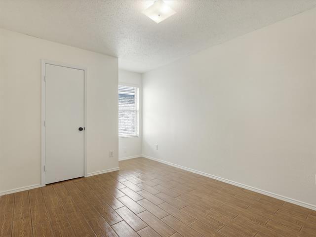 Building Photo - 4816 Waterford Dr