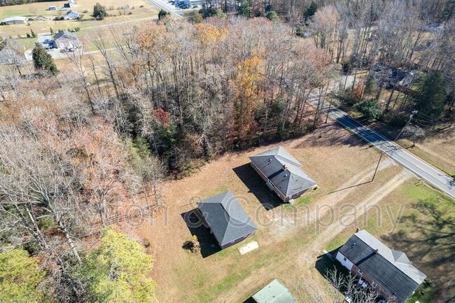 Building Photo - 5110 New Kent Hwy