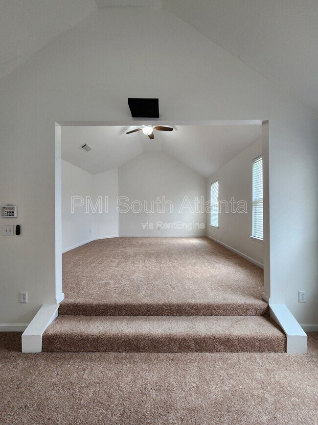 Building Photo - 2551 Wrangler Dr
