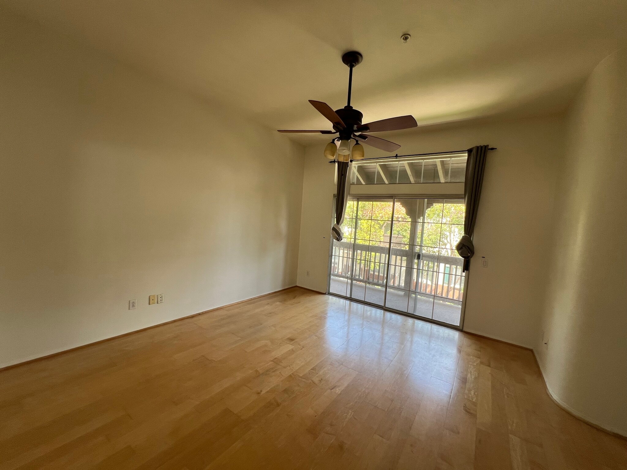 Master Bedroom - 2892 Player Ln