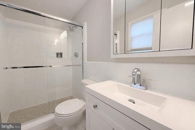 Building Photo - 6223 Loch Raven Dr