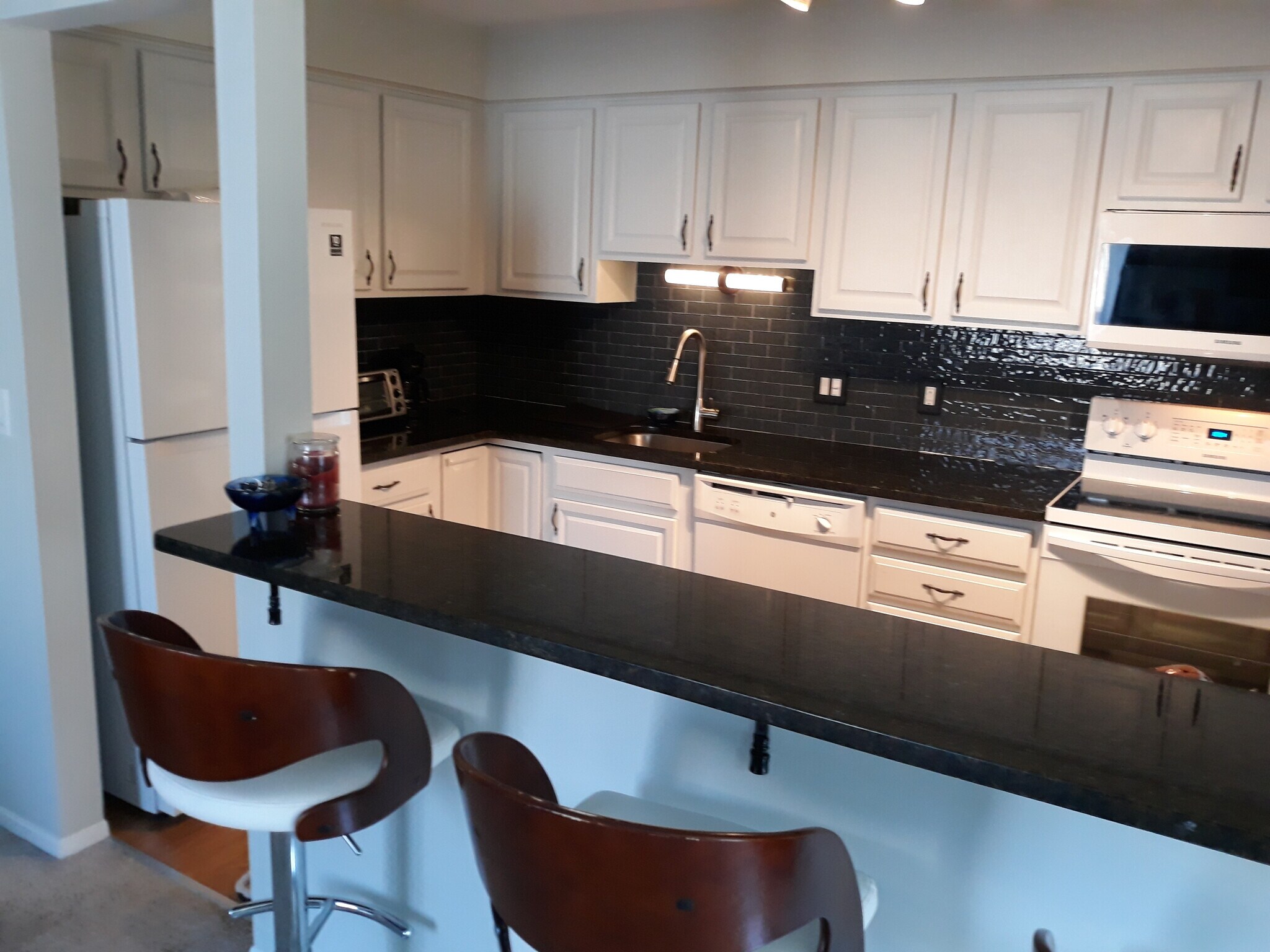 Building Photo - 41509 Bedford Dr