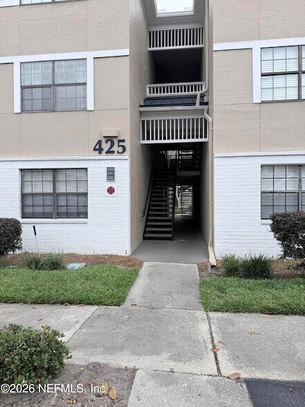 Building Photo - 425 Timberwalk Ct