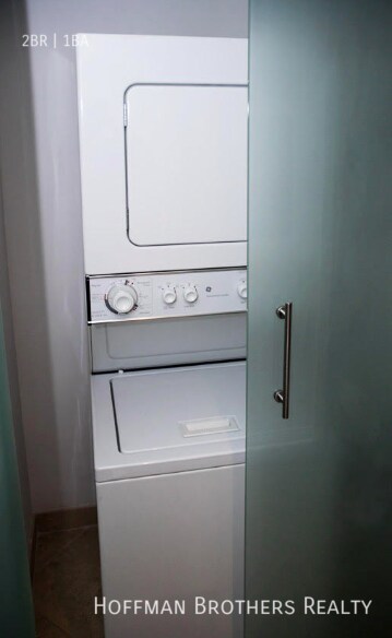 Building Photo - 1119 Cochran Ave