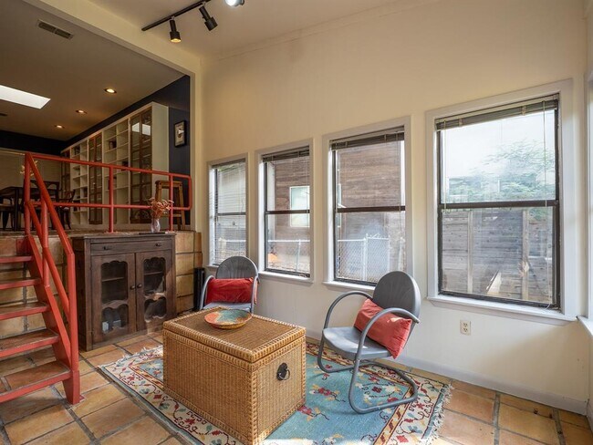 Building Photo - 4617 Finley Dr