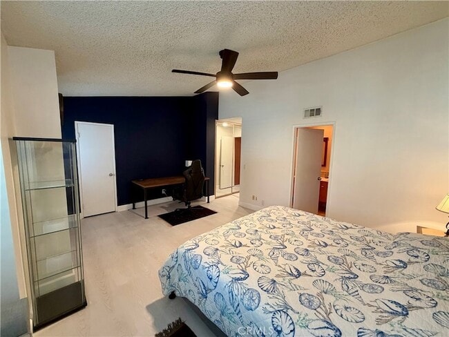 Building Photo - 6855 Valley Circle Blvd