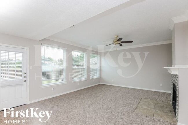 Building Photo - 4402 Santa Fe Ln