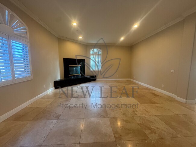 Building Photo - 49 Terracina Blvd