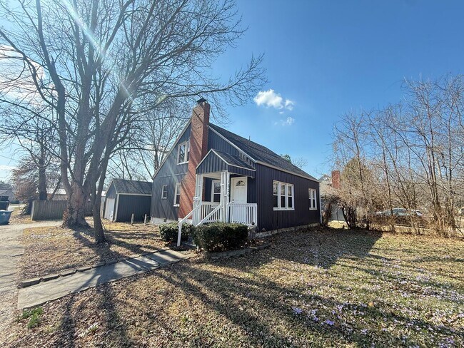 Building Photo - 3 Bed 2 Bath Springfield, MO