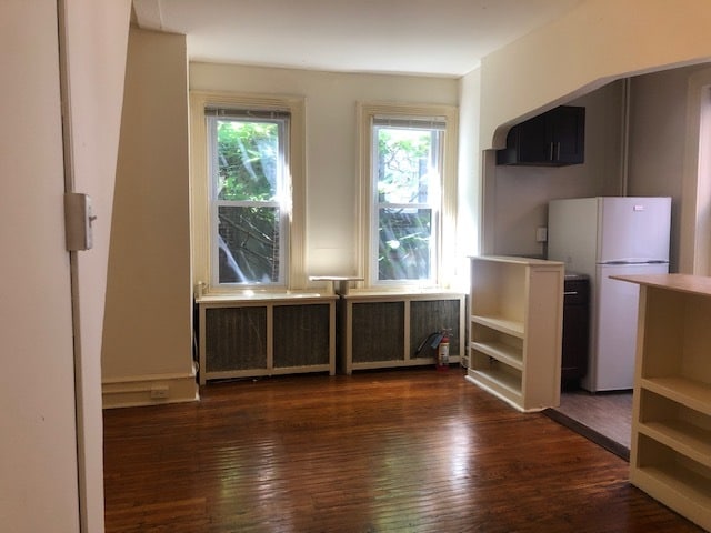 Building Photo - 3916 Pine St