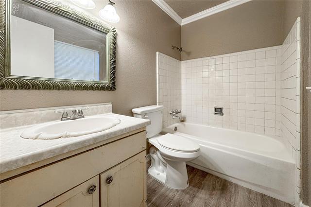 Building Photo - 1 W Mountain Creek Dr