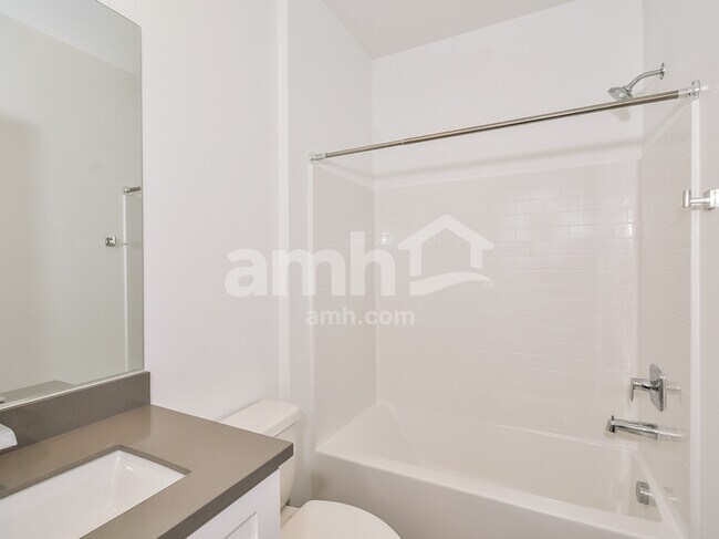 Building Photo - 297 Austin Bellerose Place