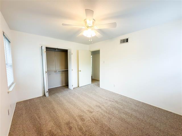 Building Photo - 8636 Strathmore Dr