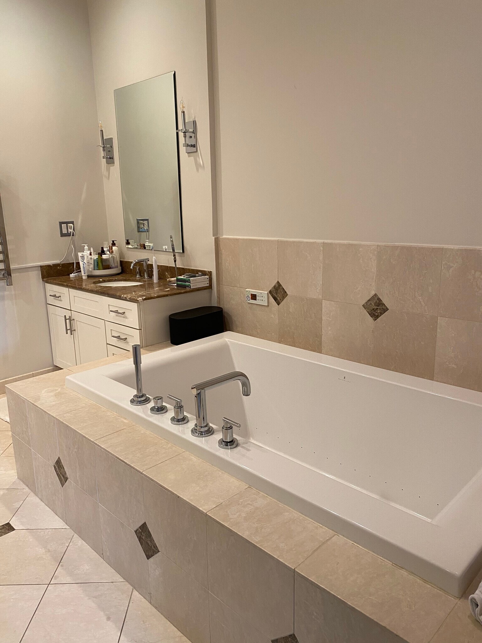 Master Bathroom - 1631 N Milwaukee Ave