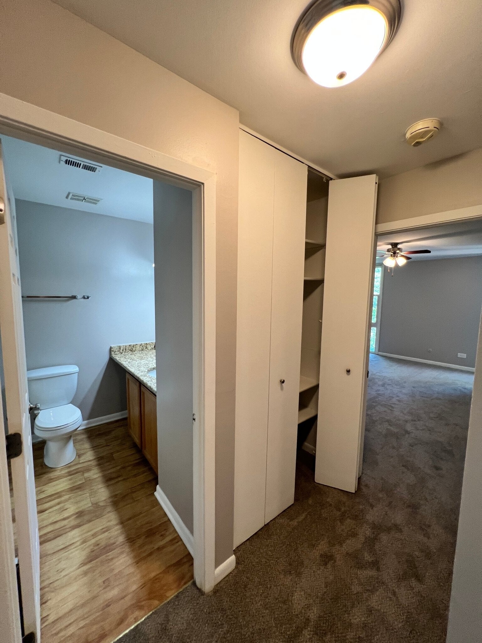 Building Photo - 5650 Abbey Dr