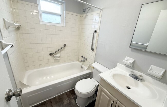 Interior Photo - Beecher Street