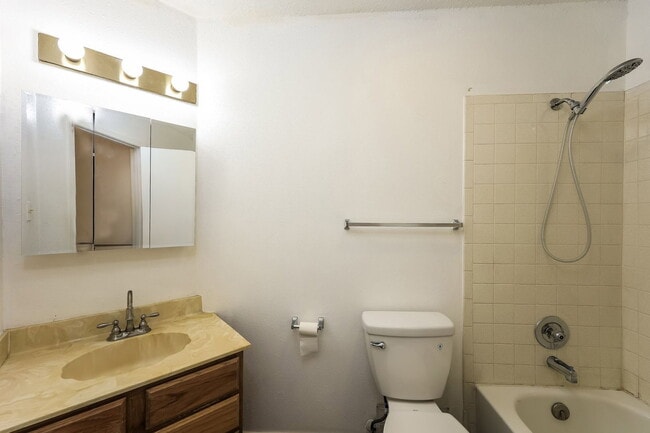 Building Photo - 7519 Branding Trail