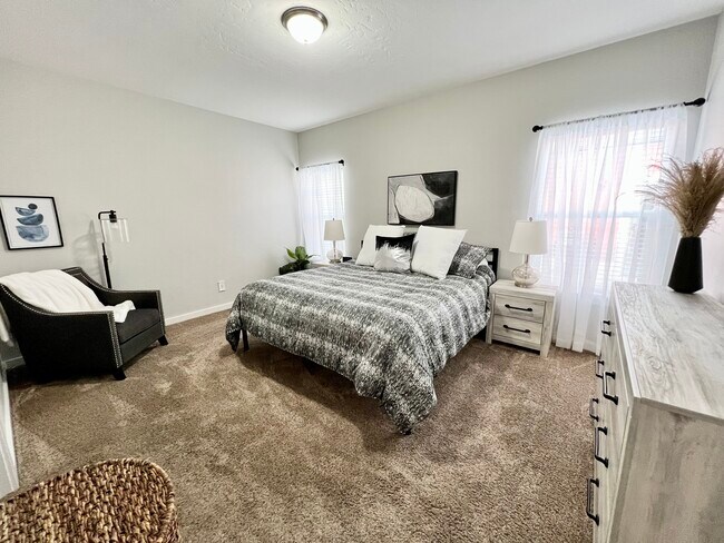 Building Photo - 5068 W Targee St