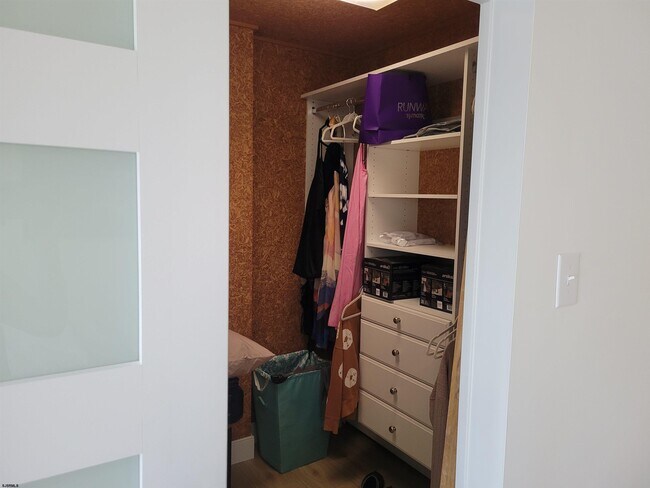 Building Photo - 8601 Fulton Ave