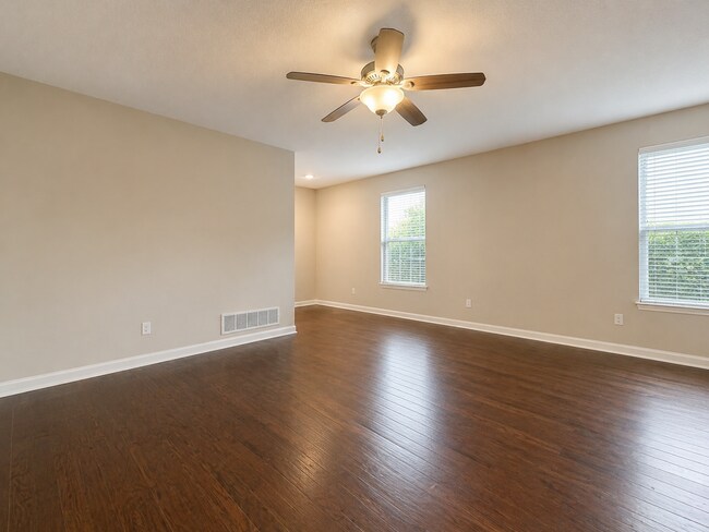 Building Photo - AVAILABLE AUGUST 1ST; APPLY TODAY AT OUR WEBSITE!!