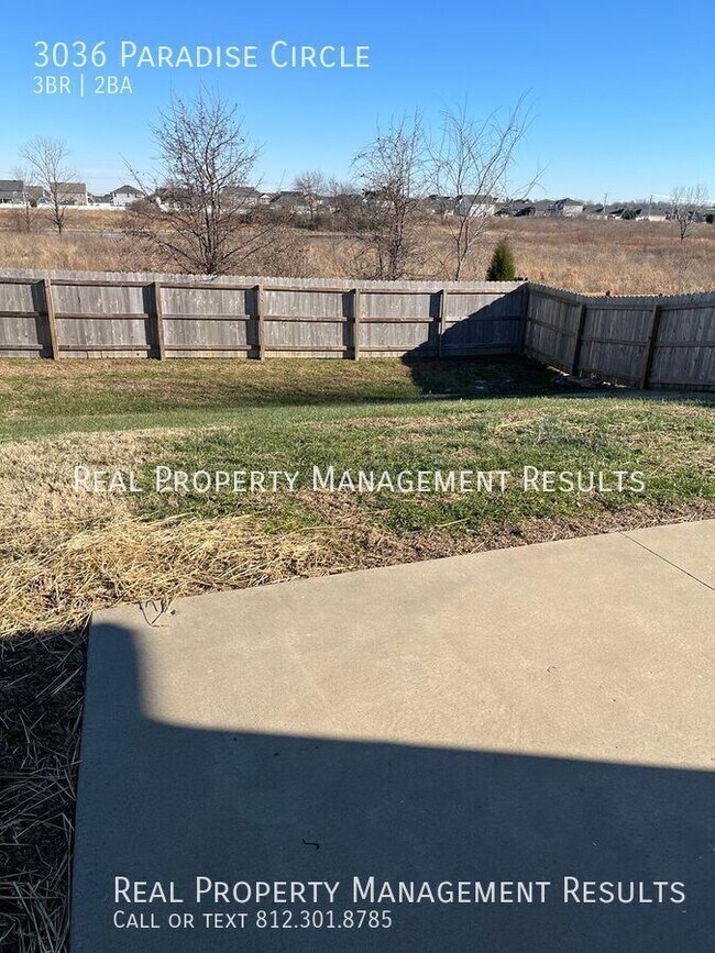 Building Photo - 3036 Paradise Circle