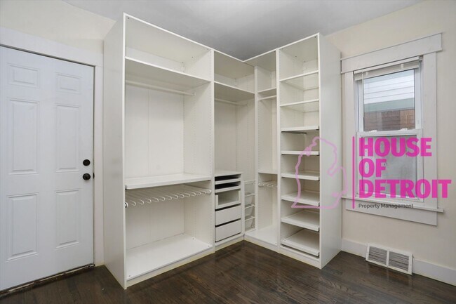 Building Photo - 16618 Woodingham Dr
