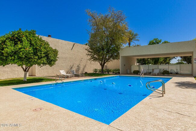 Building Photo - 4656 N 40th St