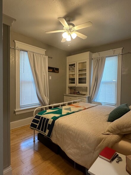 Bedroom - 2531 N Murray Ave