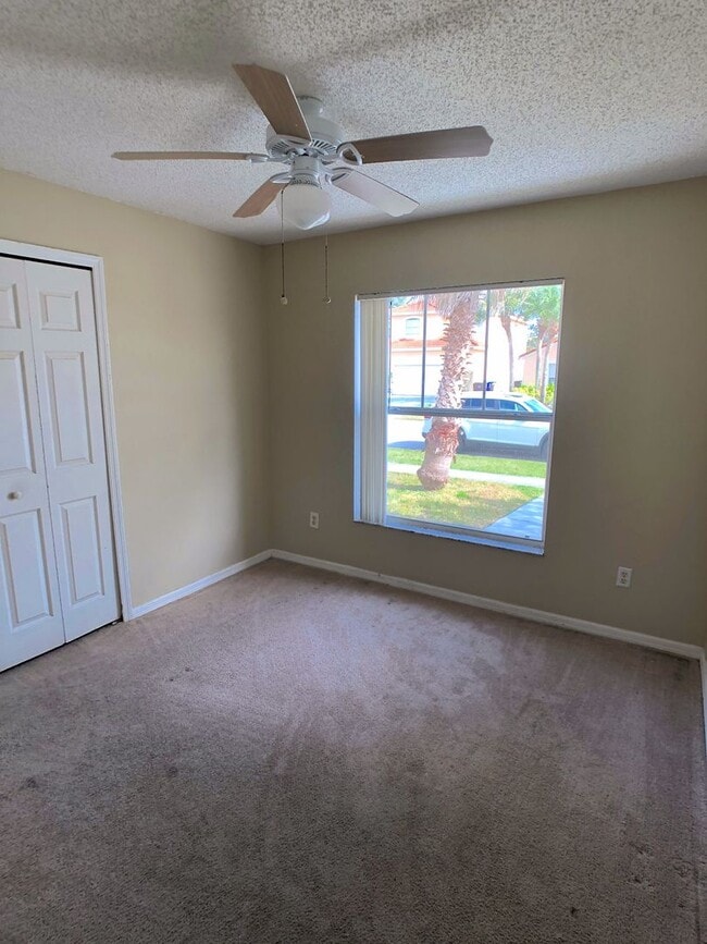 Building Photo - Move in Ready home in Kissimmee