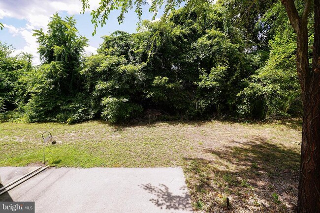Building Photo - 420 Parkview Ct