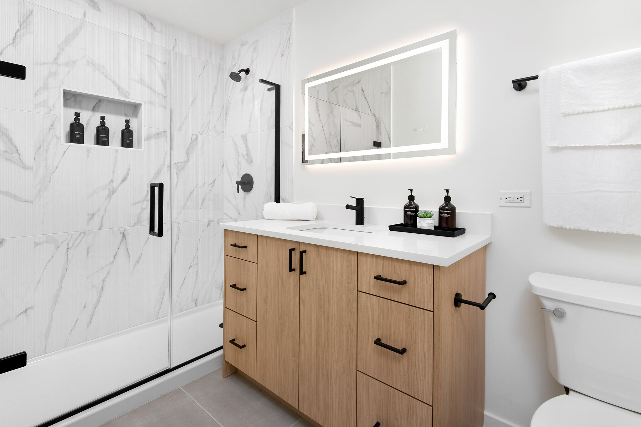 Building Photo - 411 N Halsted St