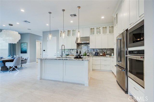 Building Photo - 141 Parkland Aly