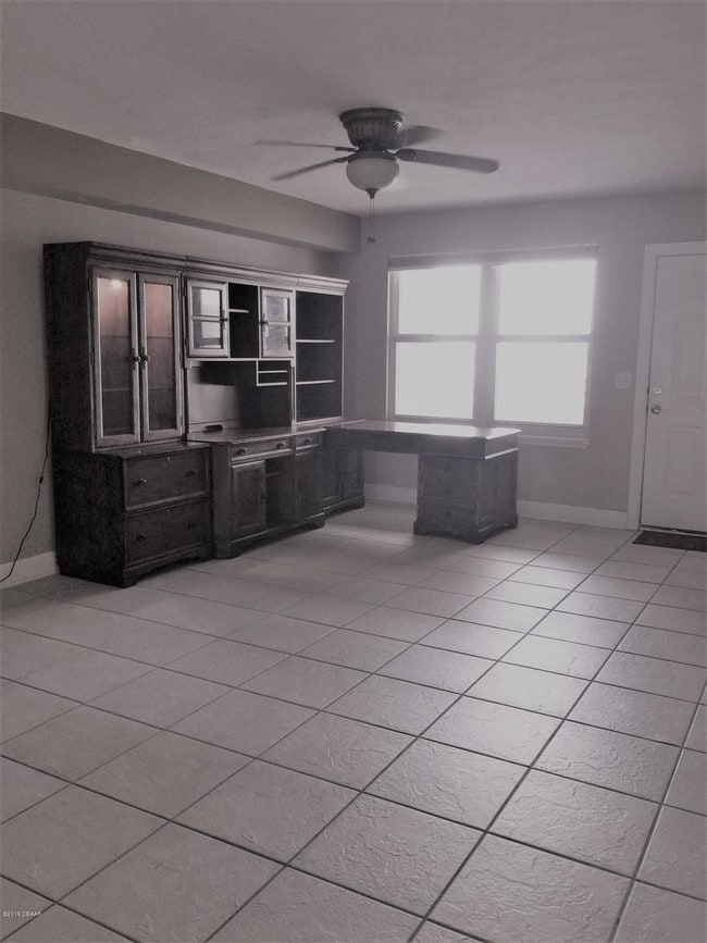 Building Photo - 2055 S Atlantic Ave