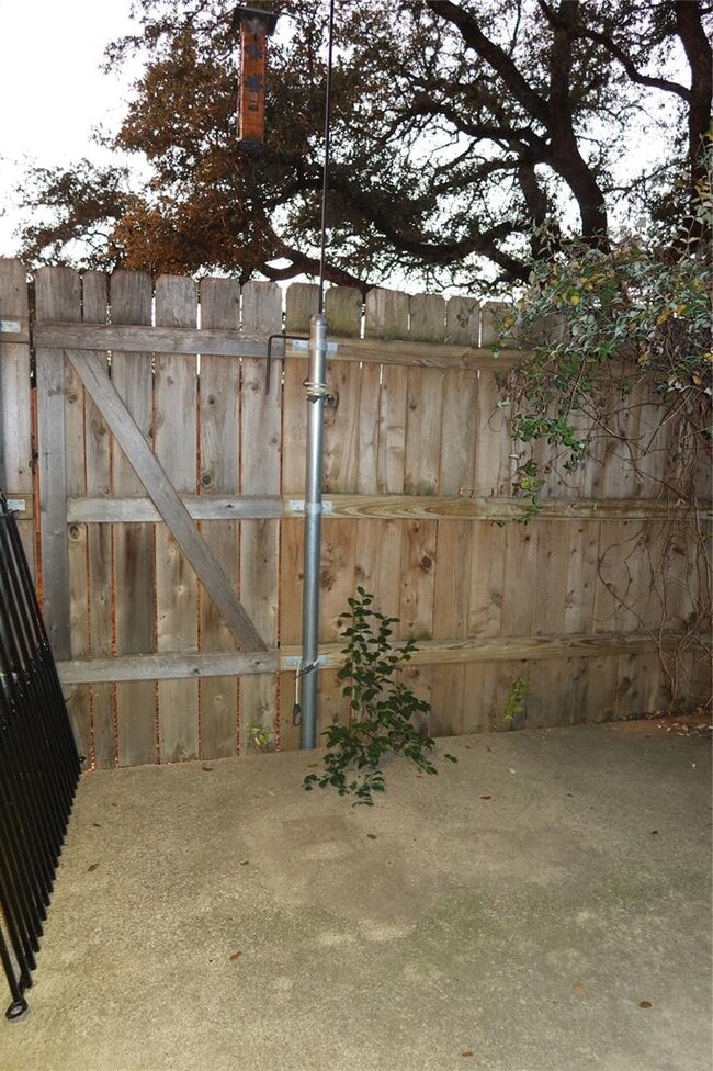 Building Photo - 4159 Steck Ave