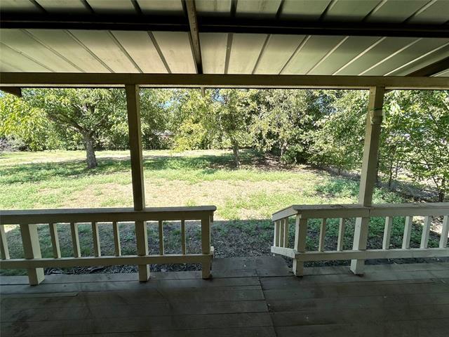 Building Photo - 206 W King St