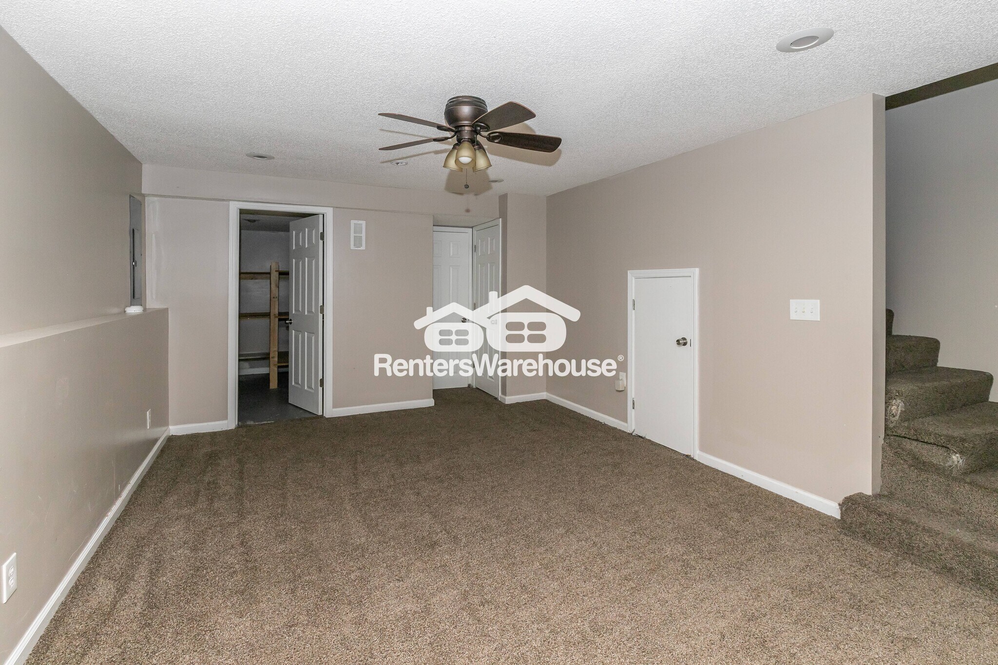 Building Photo - 13009 Washington Ct