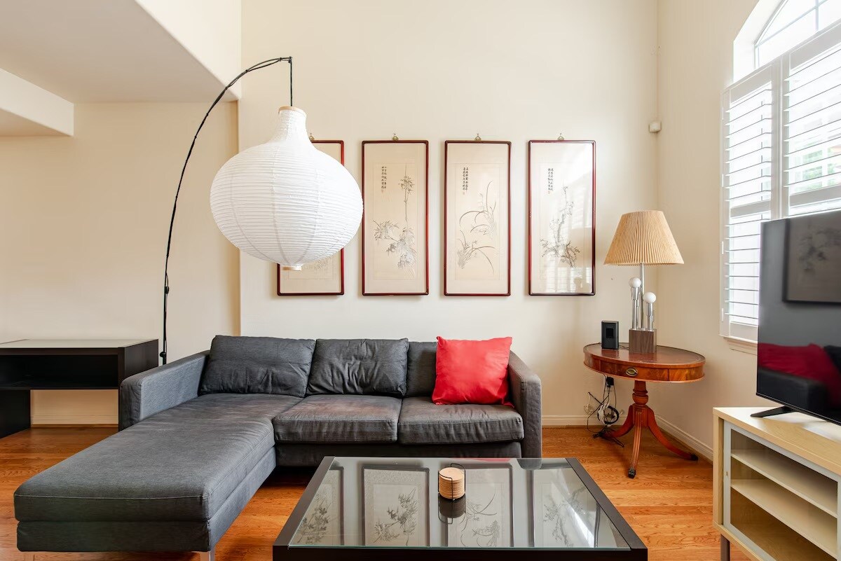 Building Photo - 199 N Lincoln Ave