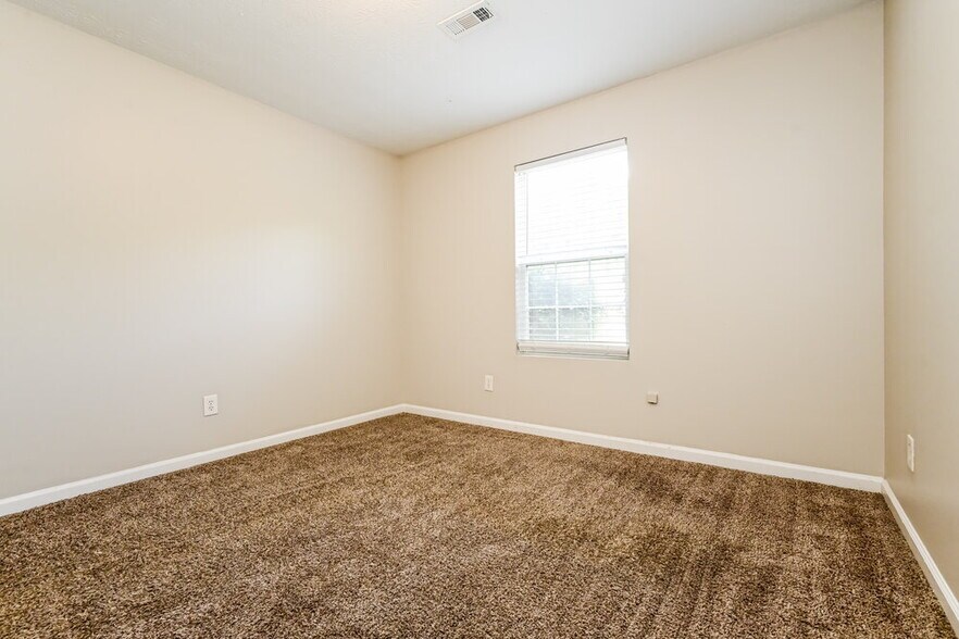 Building Photo - 245 Whistle Way