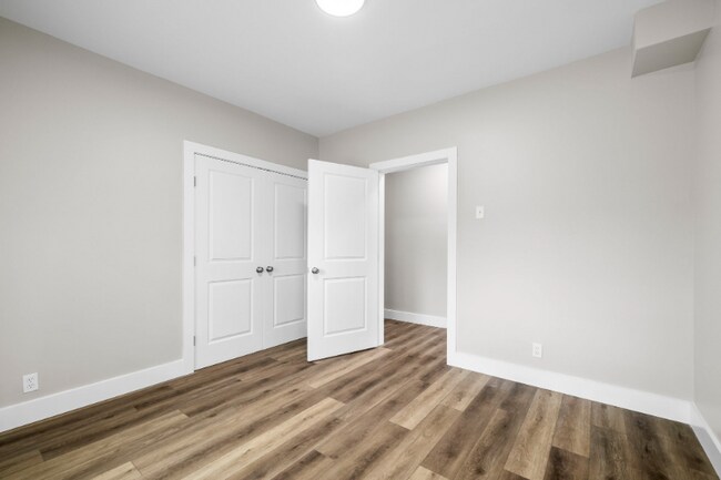 Building Photo - 2811 Locust Hill Rd
