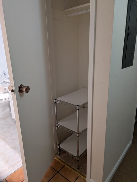 Building Photo - 6254 Joaquin Murieta Ave