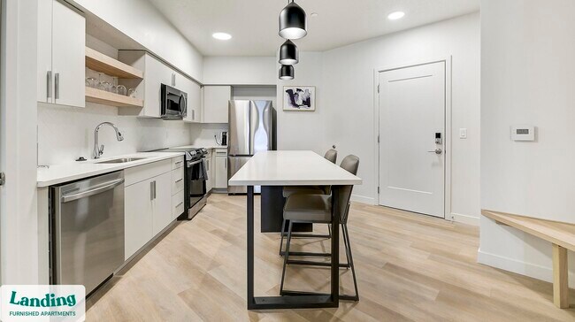 Building Photo - 352 S 500 E