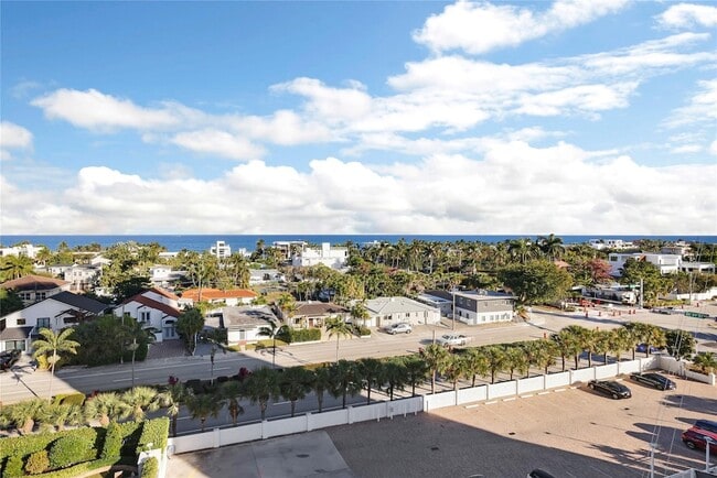 Building Photo - 2715 N Ocean Blvd