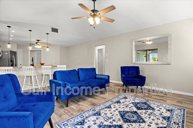 Building Photo - 8307 12th Ave Dr NW