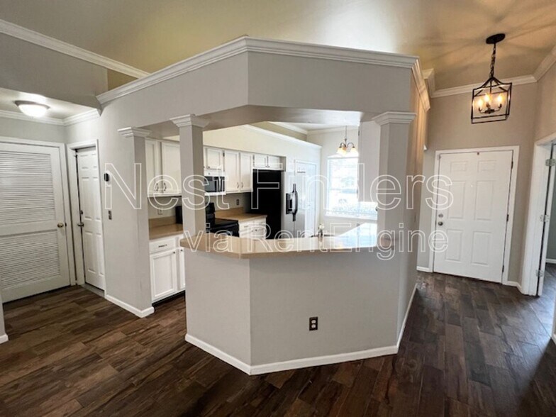 Building Photo - 4434 Cobblefield Cir W