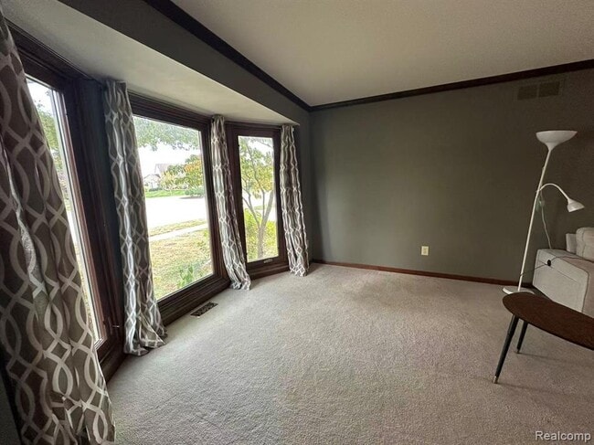 Building Photo - 24397 Venice Dr