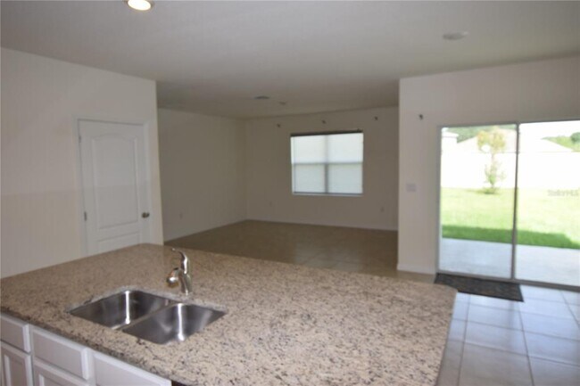 Building Photo - 5215 Mahogany Dr