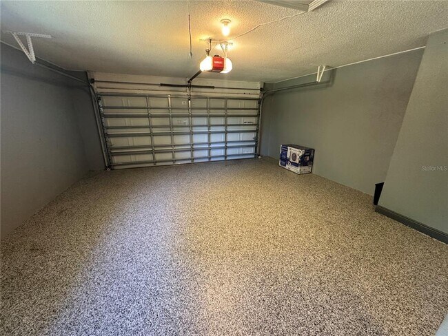 Building Photo - 3740 Aberdeen Dr